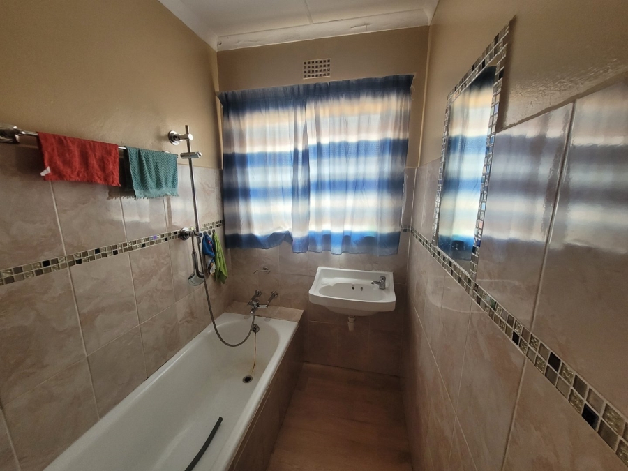 3 Bedroom Property for Sale in Klawer Western Cape